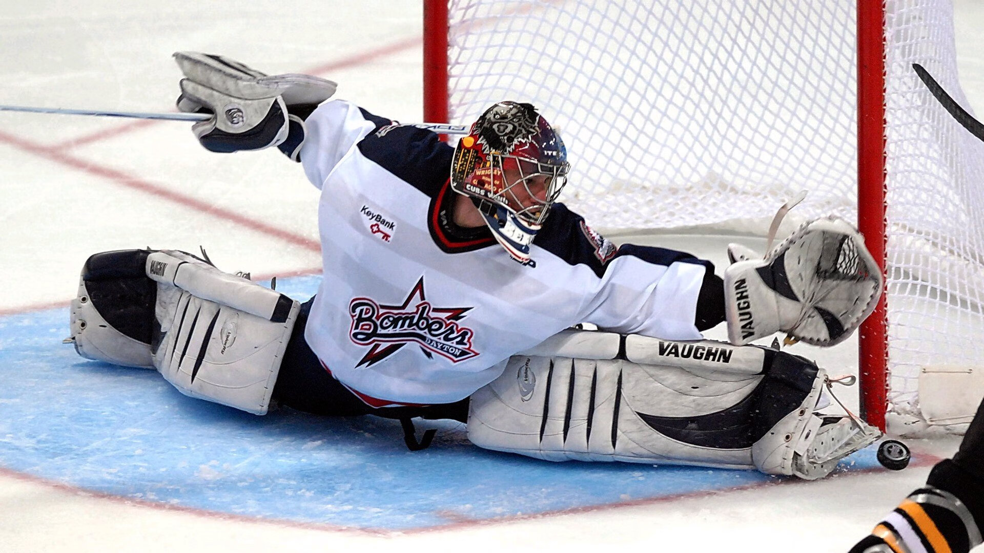 世界杯小组赛爆出大冷门 亚洲球队击败世界冠军震惊世界